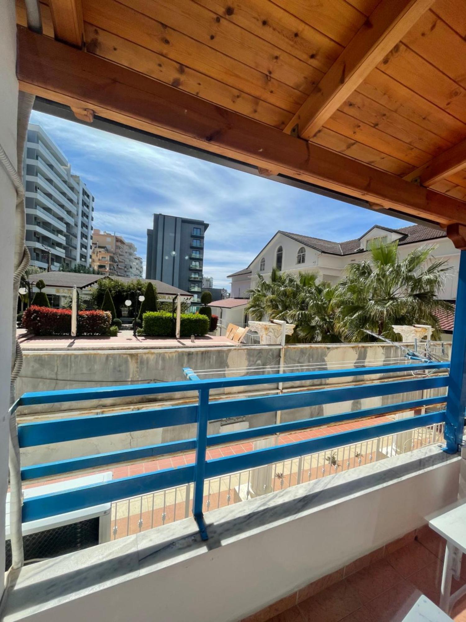 Apartments Monika Sarandë エクステリア 写真